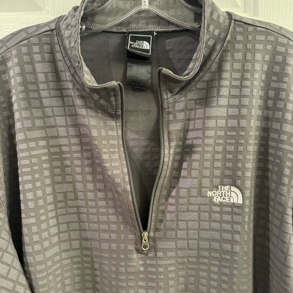 North Face Quarter Zip Textured Pullover - XL - Picture 5 of 8